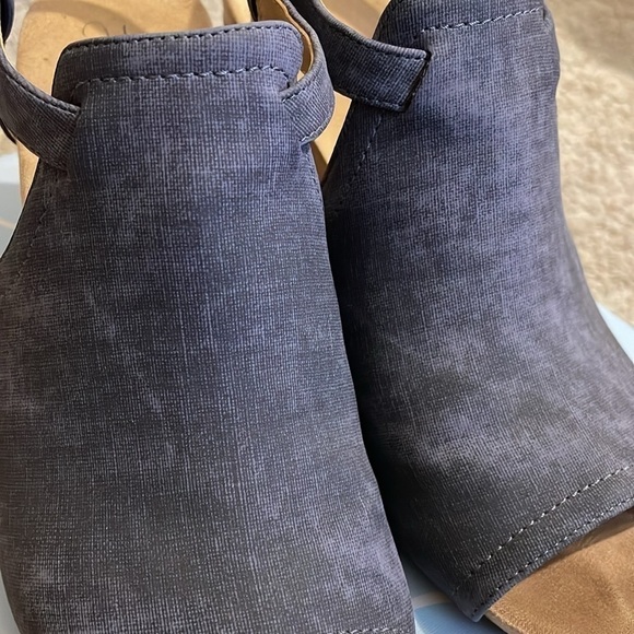 Life Stride Harlow Wedge Strap On Sandal Sz 8.5M Blue Denim - Picture 5 of 10